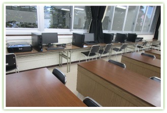 大教室のパソコン